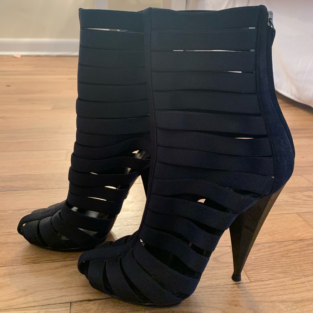 Gucci heels